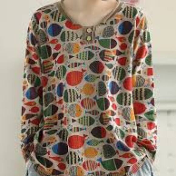 BuyKud Round Neck Fish Print Knitted Long Sleeve Lightweight Sweater Size M - Picture 1 of 9